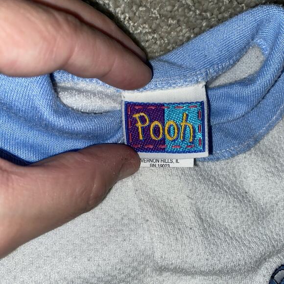 Vintage White With Blue Trim Winnie The Pooh Footed Sleeper One Piece Sz 0-3m - Picture 4 of 7